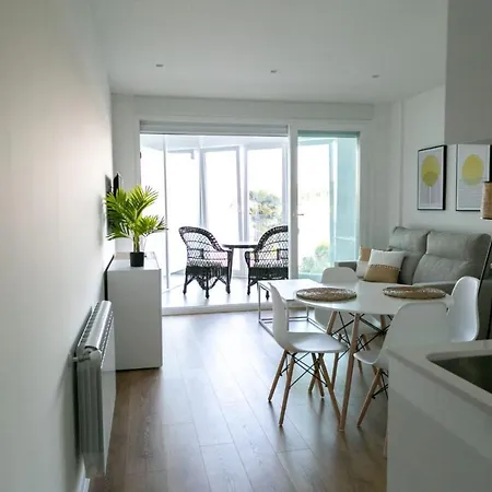 アパート Mareira